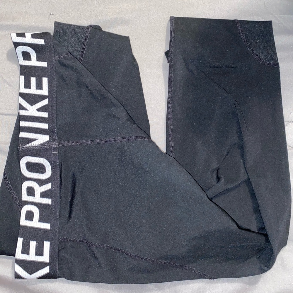 Nike Pro Tights• Size Large•